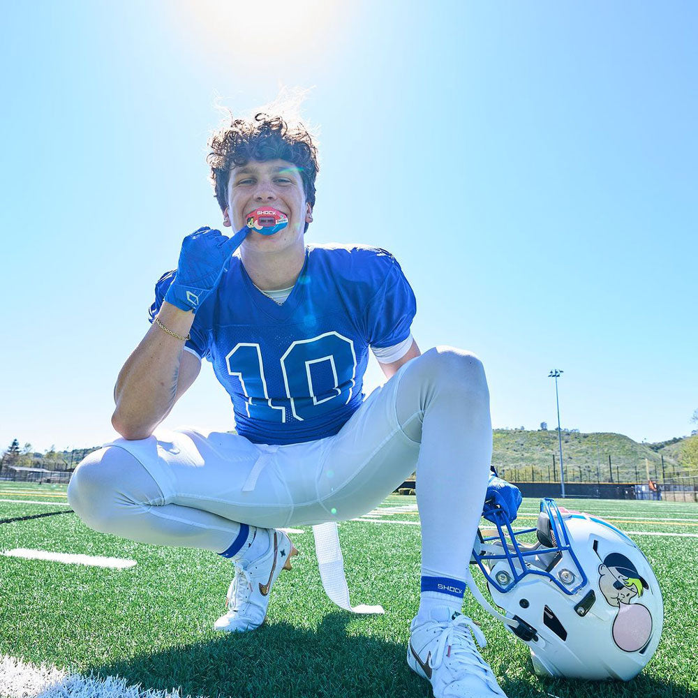 Max AirFlow Football Mouthguard - Bubble Gum